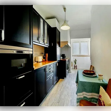 Apartment Ypis Apartments *