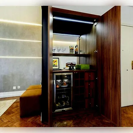 Apartment Ypis Apartments